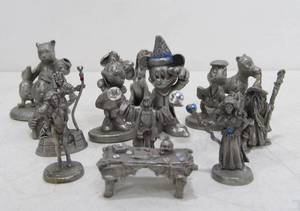 lot 250 image: Group of Miniature Pewter Figures