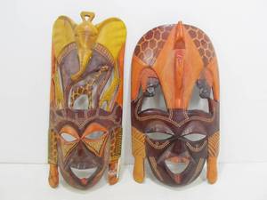 lot 317 image: 2 Hand Carved Wooden Tribal Masks