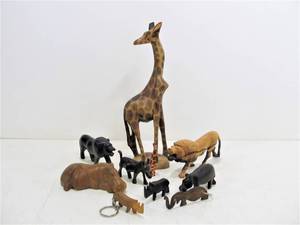 lot 318 image: Group of Hand Carved Wooden Animals