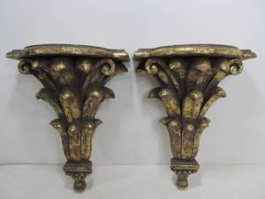 lot 321 image: Pair of Hollywood Regency Style Large Ornate Wall Hanging Shelves