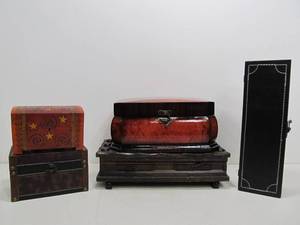 lot 327 image: Group of Assorted Boxes