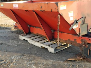 Western Commercial Salt  Sand Spreader