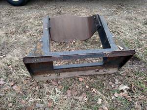 lot 17 image: 26 Tree Spade, Skid Loader Mount...
