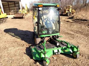 lot 1 image: 2017 John Deere 1575 Terrain Cut Co...