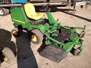 lot 9 image: John Deere F735 Commercial Mower, 7...