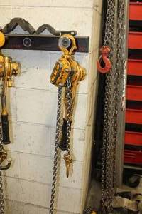 Harrington Hoists and Cranes 34 Ton Chain Hoist