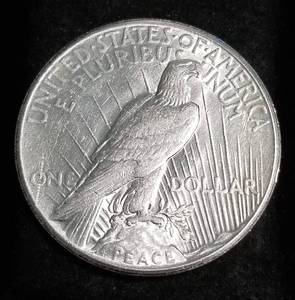 1925 PEACE SILVER DOLLAR AU58