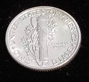 1939 MERCURY SILVER DIME IN HIGHER GRADE