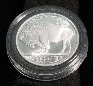 1 TROY OZ. .999 FINE SILVER INDIAN BUFFALO DESIGN IN AIRTITE