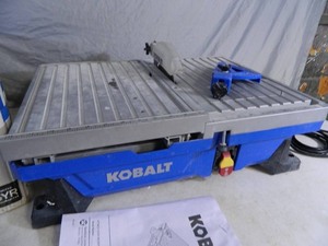 lot 59 image: Kobalt 7 inch Sliding Wet Tile Saw