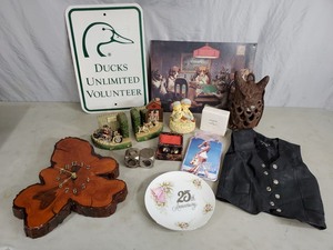 lot 88 image: Metal Signs, Collectibles, Etc