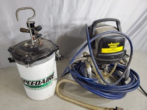 lot 146 image: Speedaire 2.5 Gallon Paint Tank, Wagner Sprayer