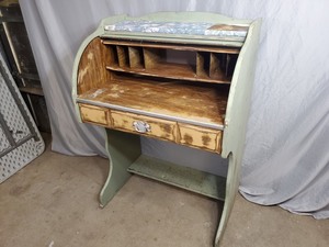 lot 156 image: Old Roll Top Desk