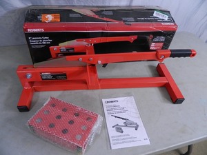 lot 57 image: 8 inch Laminate Flooring Cutter