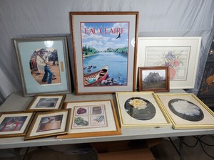 lot 175 image: 10 Wall Hanging Decor  Prints