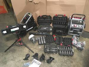 Lot of assorted Husky mechanic tools see pictures