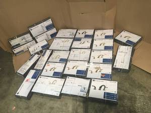 Lot of assorted Glacier Bay Faucets various Models see pictures