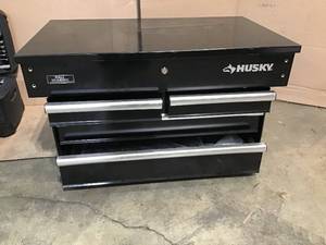 Lot of assorted Husky mechanic tools and tool box see pictures