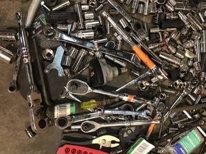 Large lot of Mechanical Tools some good some broken see pictures