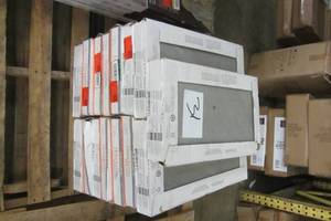 lot 31 image: Aspen Granite Rectified 12 in. x 24 in. Porcelain Floor and Wall Tile (199.5 SQ FT)