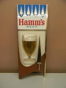 lot 35 image: HAMMS BEER SIGN - IN EXCELLENT CONDITION - APPROX 8 BY 20 - SEE PICTURES