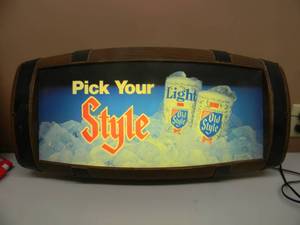 lot 37 image: OLD STYLE BEER LIGHT - WORKS - APPROX 27 BY 12 - SEE PICTURES