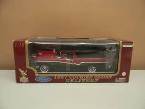 lot 8 image: FORD 118 SCALE 1957 FORD COURIER SEDAN DELIVERY DIECAST - NEW IN BOX - SEE PICTURES