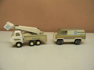 lot 20 image: Tonka Trucks - Vintage Bell System Bucket Truck & Bell System Utility Van - Advertising - NICE SET - SEE PICTURES