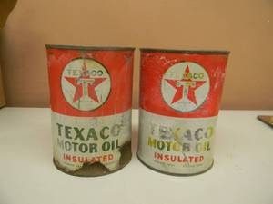 lot 26 image: 2 - Vintage TEXACO Insulated Motor Oil Metal 1 Quart Cans - SEE PICTURES