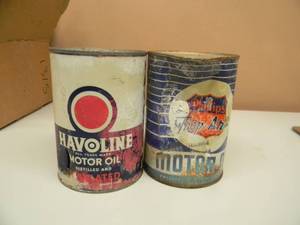 lot 27 image: Vintage Phillips Trop Artic Motor Oil Quart Can 1930s & Vintage Havoline Insulated Motor Oil 1 Quart All Metal Can #1 - SEE PICTURES