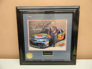 lot 34 image: TED MUSGRAVE SIGNED PHOTO PROFESSIONALLY FRAMED WITH COA - AWESOME PIECE - APPROX 16 BY 16 - SEE PICTURES
