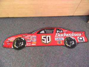 lot 43 image: VERY RARE - BUDWEISER RACING NASCAR RUG - APPROX 71 BY 21 - NICE - SEE PICTURES