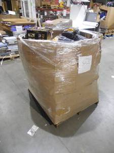 lot 8 image: WHOLESALE PALLET LOT OF GENERAL MERCHANDISE- SMALLS