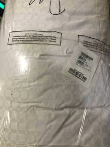 Legends Royal Firm Down King Pillow (1), PP52-K-WHITE, NEW