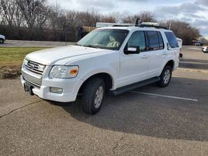 2009 Ford Explorer -  1FMEU73879UA27606