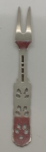 lot 41 image: Brdrene Lohne Kloster Pattern Sterling Silver Pickle Fork