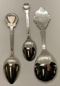 lot 51 image: Set of 3 Souvenir Spoons
