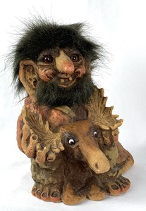 lot 110 image: Fosse-Troll, Art. #211, Trolll with Surprised Moose - Handmade in Norway