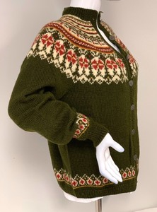 lot 139 image: Vintage Scandia Imports Handknitted Olive Norwegian Wool Cardigan Sweater w Pattern in Dk OrangeCreamGold