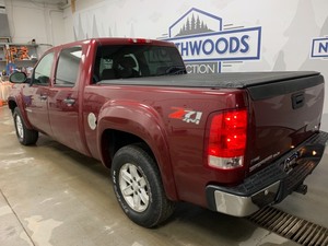 2008 GMC Sierra 4x4 -No Reserve-