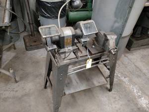 Craftsman Bench Grinder & 3 12 Vi...