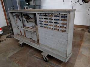 8 Cart with Pipe Clamps, Wood Chis...