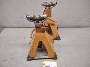 (2) Astroline 6 Ton Jack Stands...