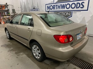 2006 Toyota Corolla CE -No Reserve-
