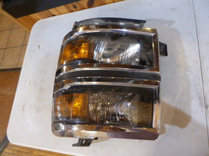 2014-2015 Chevrolet Silverado 1500 Driver LH Left Halogen OEM Headlight