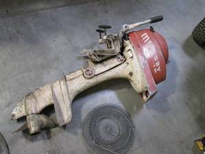 lot 7 image: Mercury 10HP Boat Motor Not ran in...