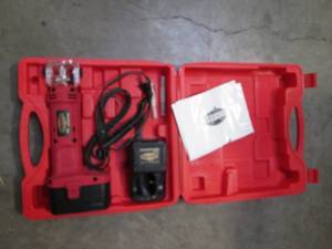 lot 14 image: Toughest 18V Cut out Tool...