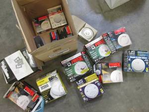 lot 22 image: Box Of Smoke Alarms...