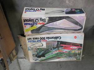 lot 88 image: Sizzlers Fat Track Sets (California...