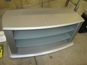 lot 96 image: Television Entertainment Stand...
